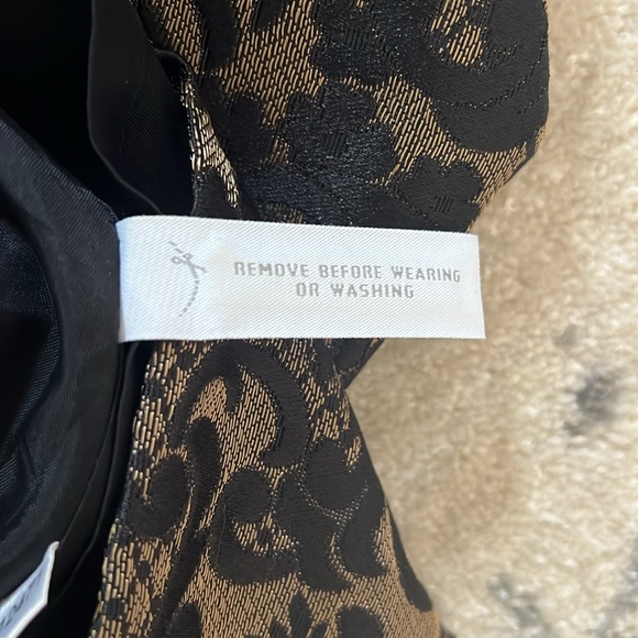 Loft size 2, sparkly beige and black (furry) lace patterned strapless dress - Picture 3 of 5